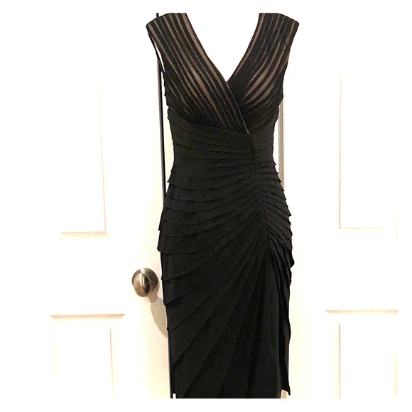 Adrianna Papell Dresses & Skirts - Adrianna Papell black cocktail dress